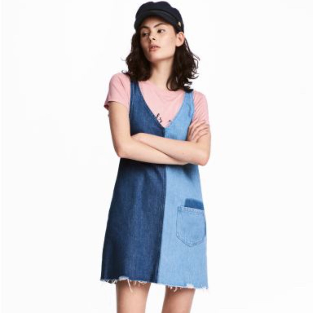 H&M Denim Dress: (Size small)